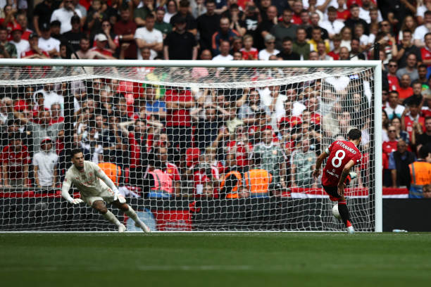 中决定胜负 中决定胜负